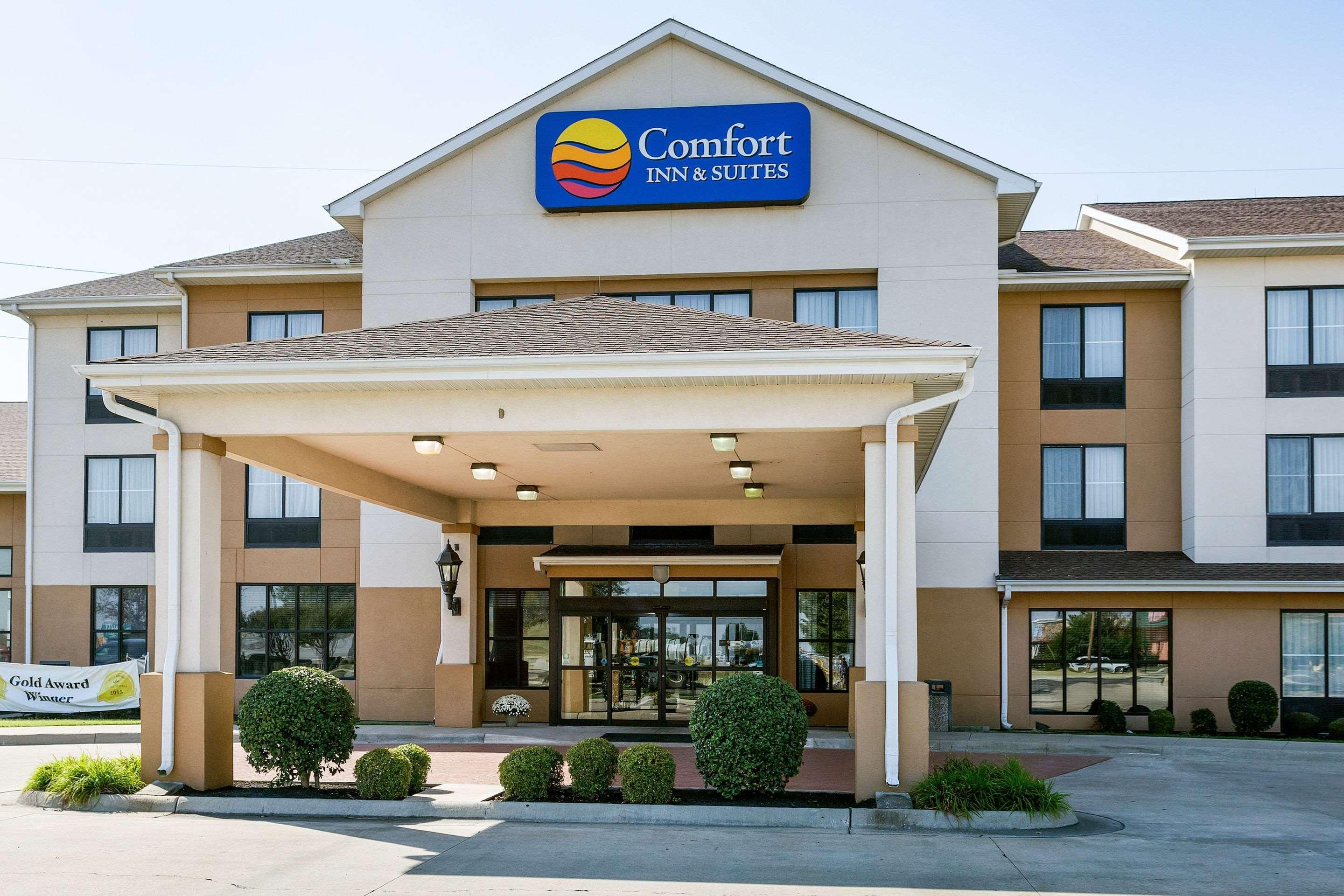 Comfort Inn & Suites Blytheville Esterno foto