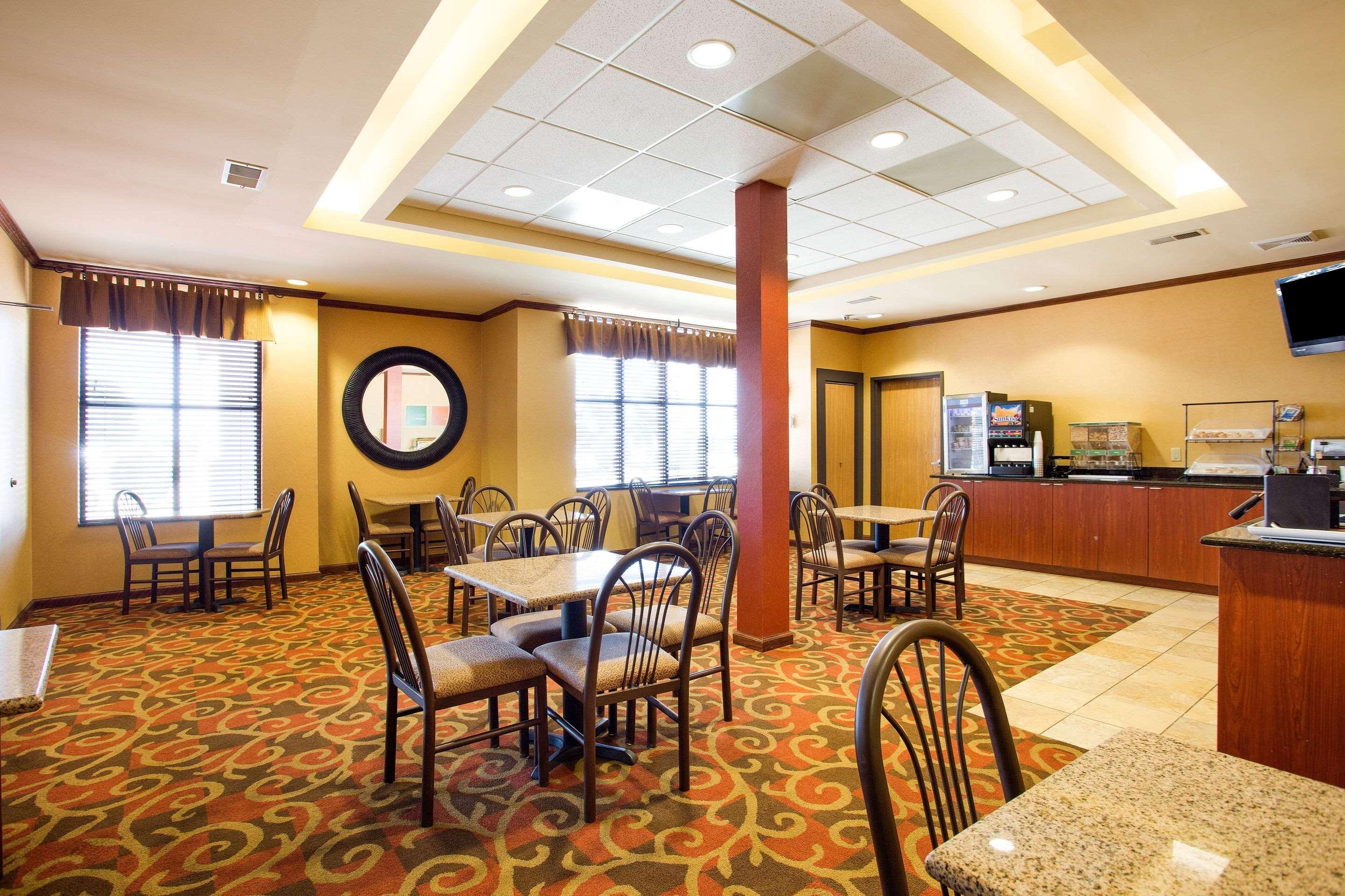 Comfort Inn & Suites Blytheville Esterno foto