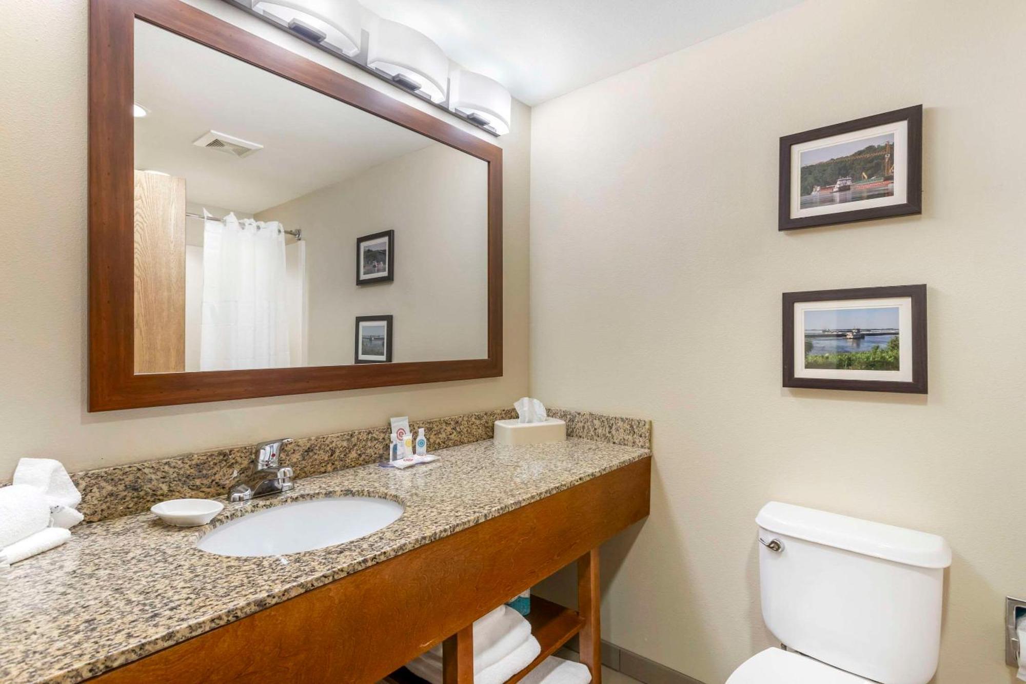 Comfort Inn & Suites Blytheville Esterno foto