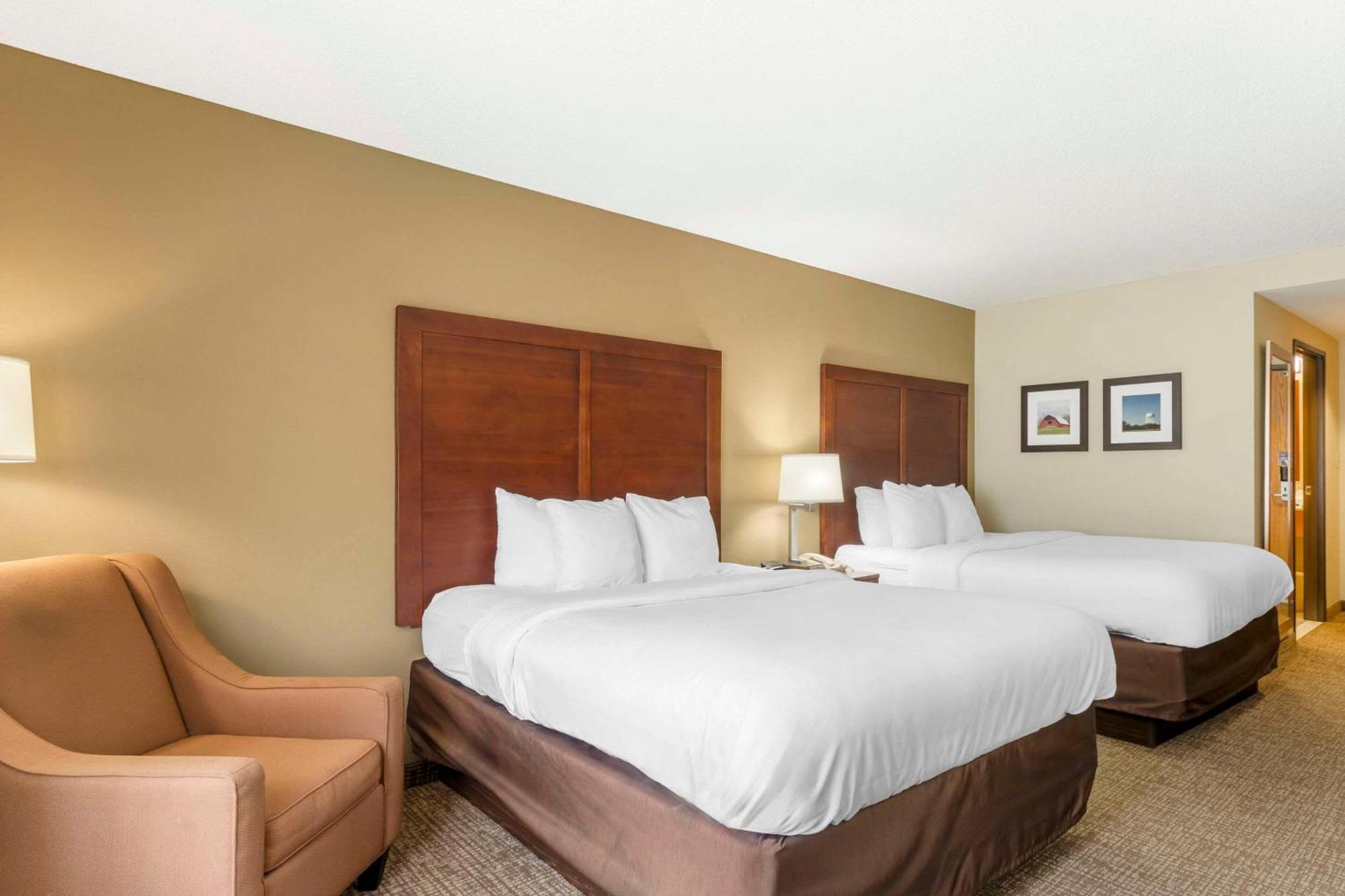 Comfort Inn & Suites Blytheville Esterno foto