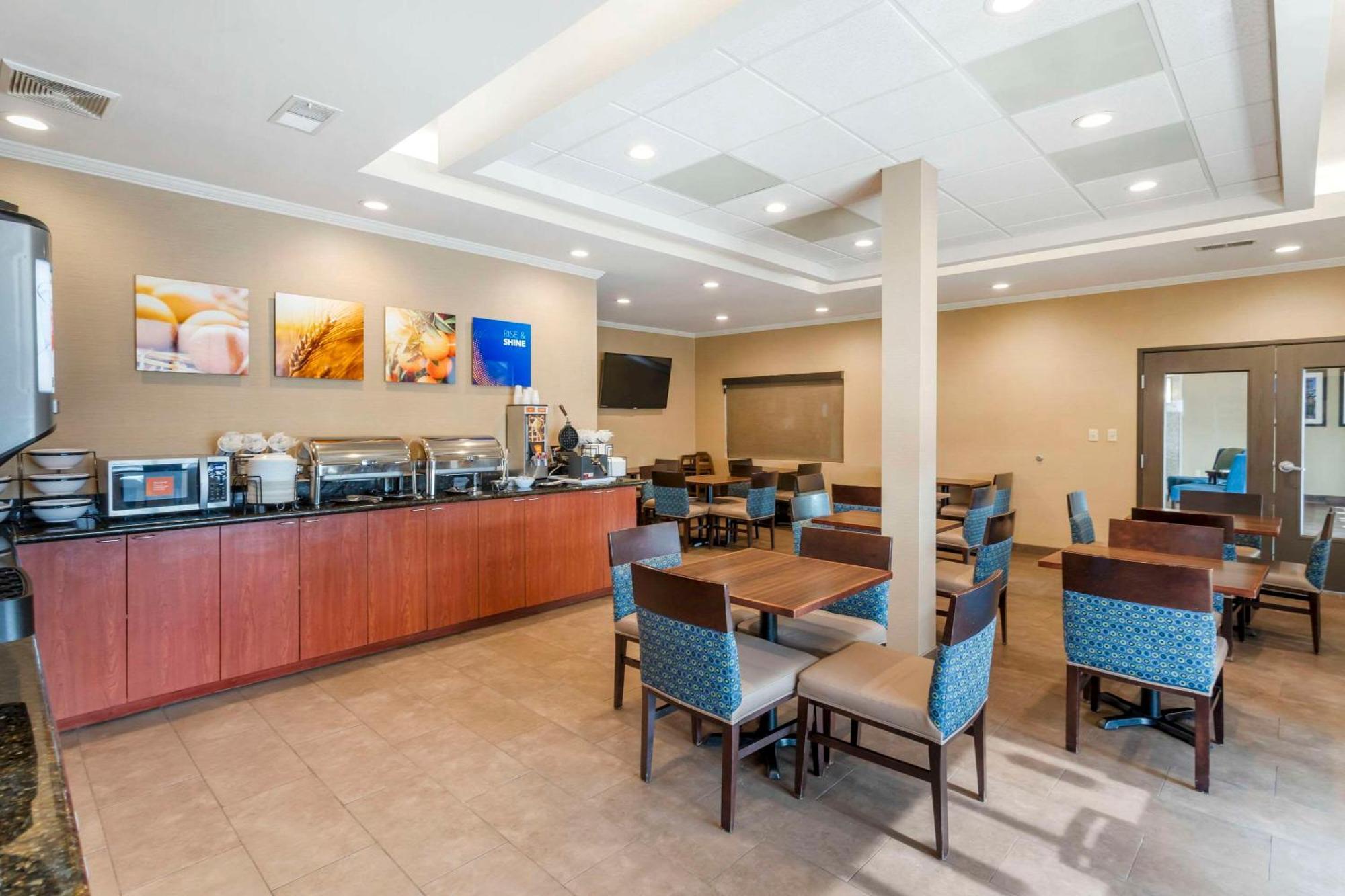 Comfort Inn & Suites Blytheville Esterno foto