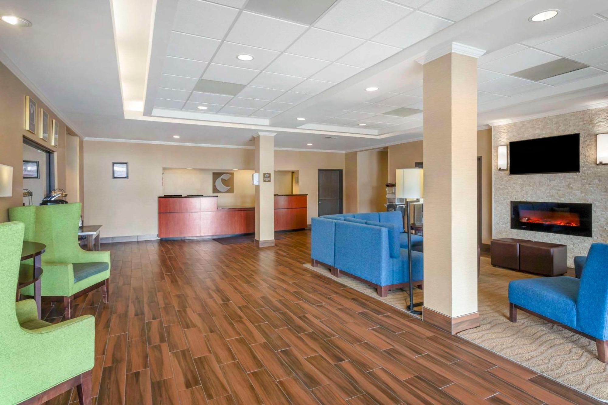 Comfort Inn & Suites Blytheville Esterno foto